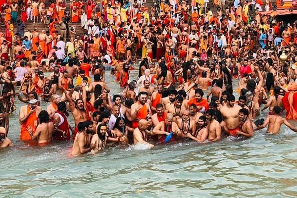 ভারতে কুম্ভমেলার সময় করোনা পরীক্ষার ১ লাখ রিপোর্টই জাল