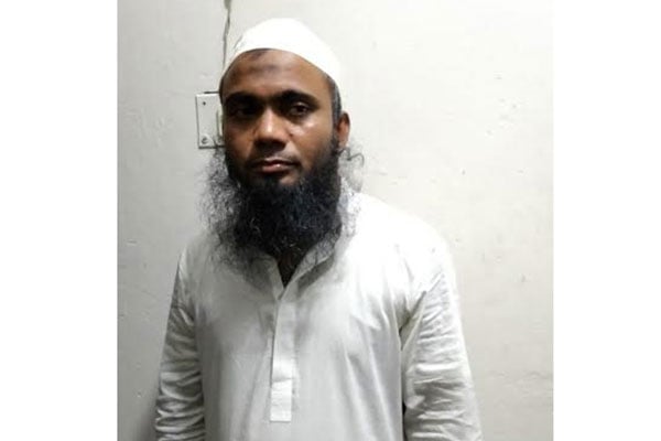 বরিশালে শিশুকে বলাৎকারের অভিযোগে
মাদ্রাসার তত্ত্বাবধায়ক গ্রেফতার