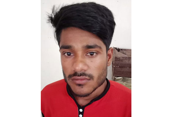 শ্রীপুরে বিয়ারসহ যুবক গ্রেফতার