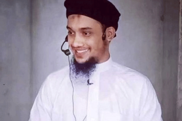 ইসলামী বক্তা ত্ব-হাকে খুঁজে পেতে কাজ করছে ডিবি