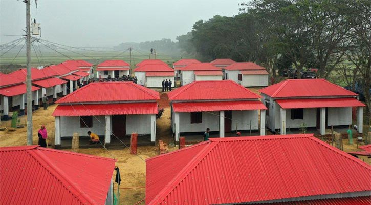 'ঘর পাচ্ছে আরও ৫৩ হাজার পরিবার'