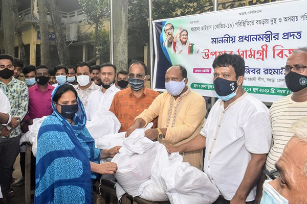 ‘শেখ হাসিনা সব সময় মানুষের পাশে আছেন’