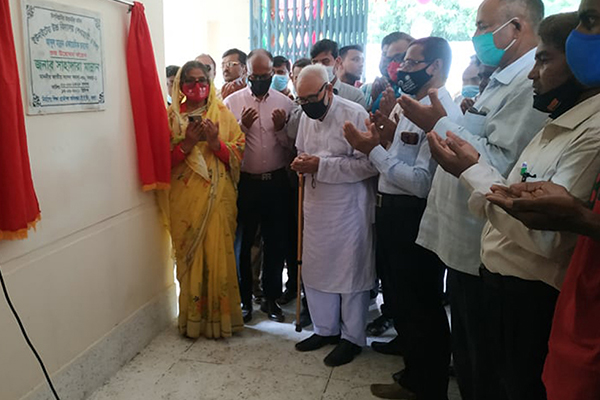 সোনাতলায় ইউনাইটেড উচ্চ বিদ্যালয়ের ভবন উদ্বোধন