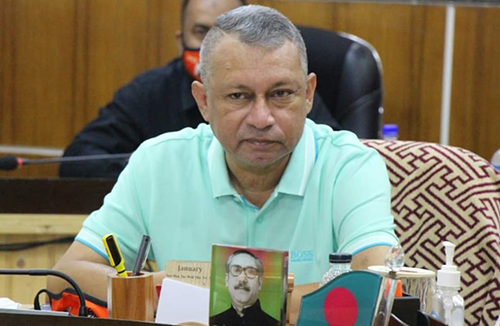 করোনা আক্রান্ত দরিদ্র রোগীদের ওষুধ কেনার জন্য অনুদান দিলেন এমপি একরাম চৌধুরী