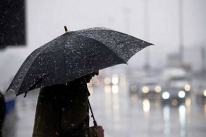 বৃষ্টি থাকবে আরও দু’দিন