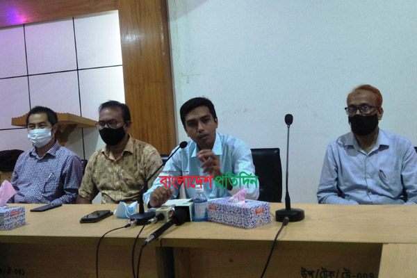 গৃহহীনদের ঘর হস্তান্তরে টেকনাফে প্রেস ব্রিফ্রিং 