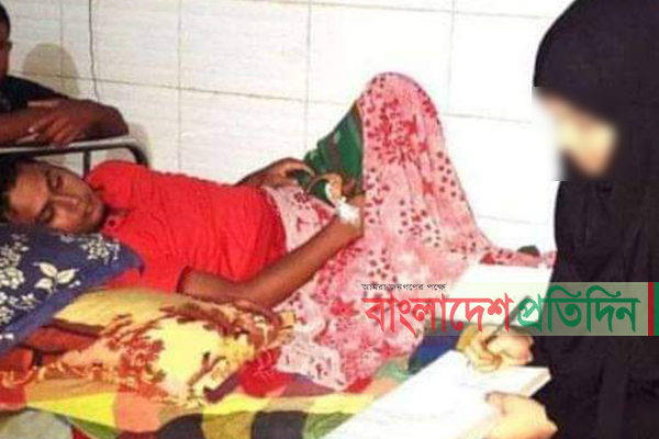 হাসপাতালের কেবিনে প্রেমিক-প্রেমিকার বিয়ে