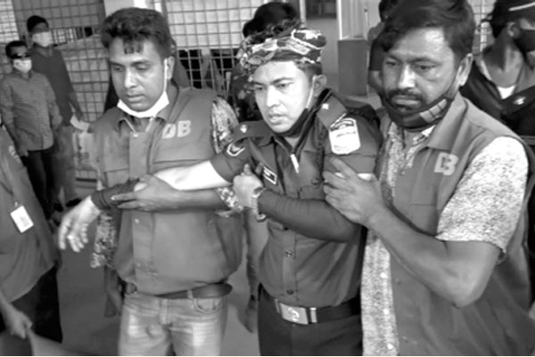 পুলিশ-ছাত্রদল সংঘর্ষে আহত ২৬