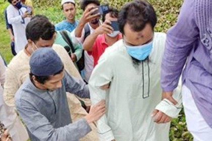 নিখোঁজ ইসলামি বক্তা আদনান রংপুরের বাসায় ফিরেছেন 

