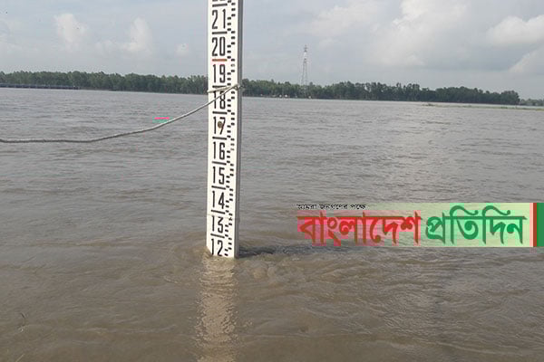 পানি বেড়েছে তিস্তায়, আতঙ্কিত ৬৩ চরের মানুষ 