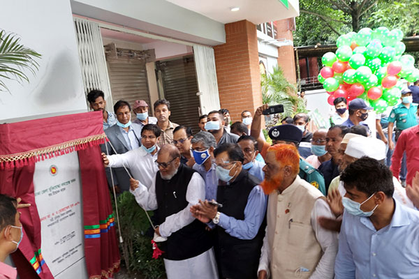'আগামী মাস থেকে বীর মুক্তিযোদ্ধাদের ২০ হাজার টাকা করে সম্মানী ভাতা'

