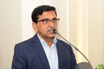 টানা ক্ষমতায় থাকায় অনেকের আয়েশি ভাব এসেছে: হানিফ