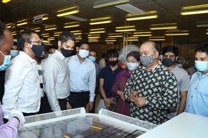 ওয়ালটন বাংলাদেশকে নেক্সট ফেইজে নিয়ে যাচ্ছে: বিএসইসি চেয়ারম্যান