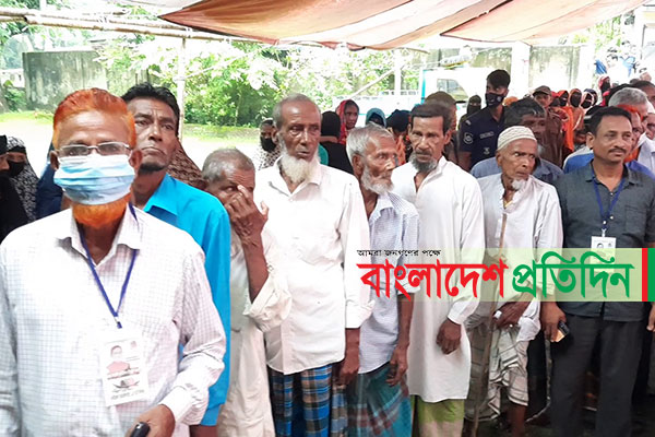 পাপুলের আসনে নির্বাচন; কেন্দ্রে ভোটারদের ব্যাপক উপস্থিতি
