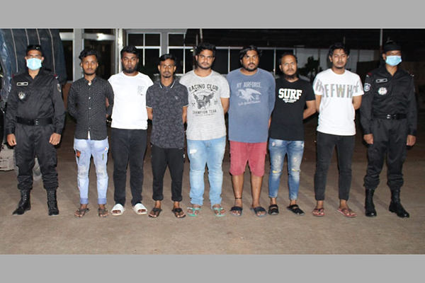 সিদ্ধিরগঞ্জে গাঁজাসহ ৭ মাদক ব্যবসায়ী গ্রেফতার