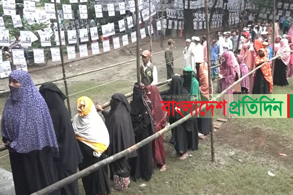 বরিশালে ৫০ ইউনিয়নে চলছে নির্বাচন