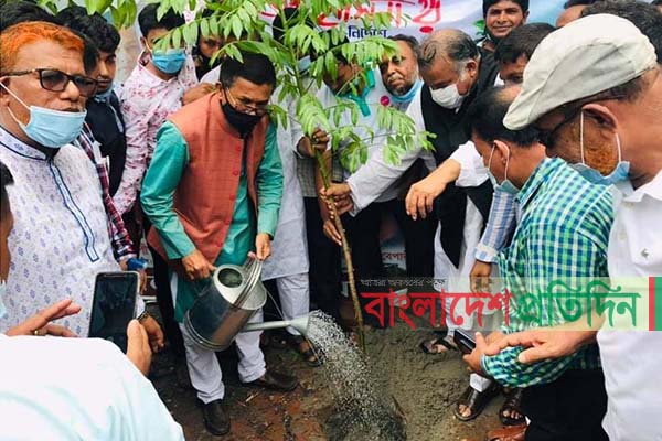 শরীয়তপুরে বৃক্ষরোপণ কর্মসূচির উদ্বোধন
