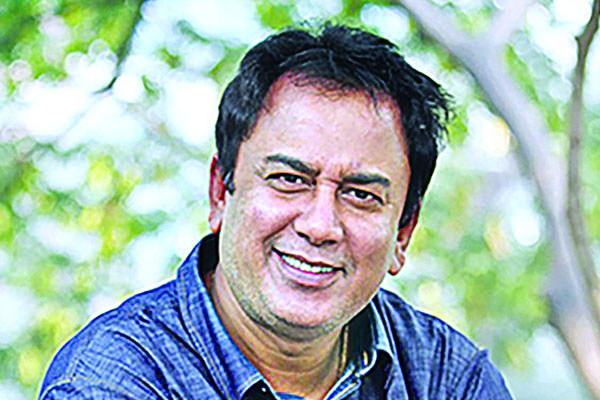 জাহিদ হাসানের ‘গলাবাজি’