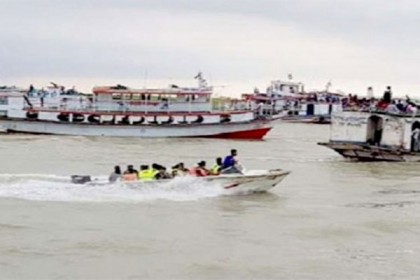 লকডাউনে লঞ্চ-স্পিডবোট চলাচল বন্ধ