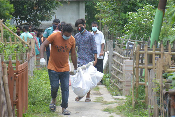 
রংপুরে কলেজ ছাত্রী মিমের লাশ 
১৫ দিন পর কবর থেকে উত্তোলন  