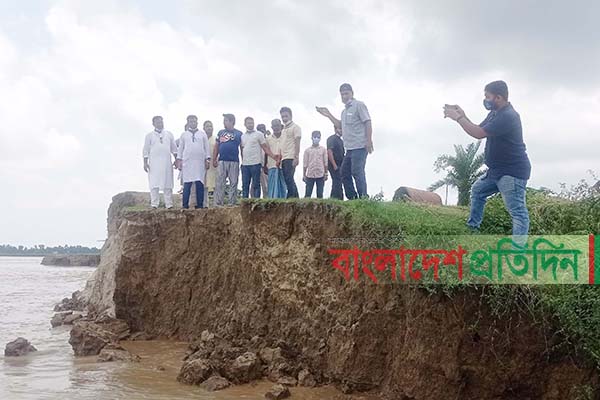 রাজবাড়ীতে নদী ভাঙন রোধে কার্যকর ব্যবস্থা গ্রহণের দাবি
