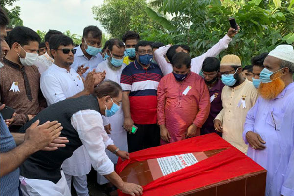 বোয়ালমারীতে সরকারি আয়েশা শরিয়তউল্লা টেকনিক্যাল স্কুল এ্যান্ড কলেজের ভিত্তি প্রস্তর স্থাপন 