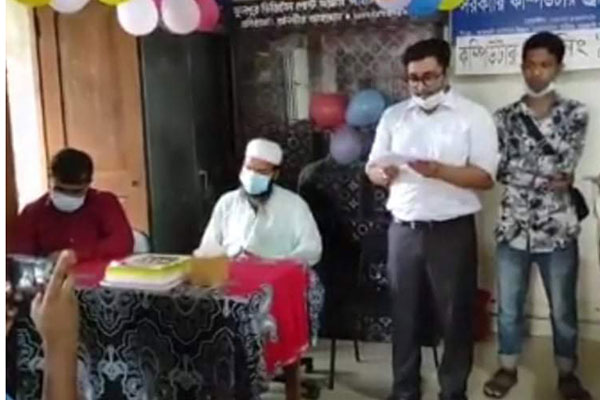 ফুলপুর ডিজিটাল পোস্ট অফিসে পাঠাগার উদ্বোধন