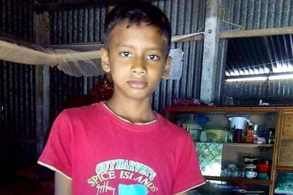 ফুটবল খেলা দেখতে গিয়ে স্কুলছাত্র নিখোঁজ 

