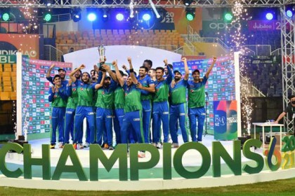 পিএসএলে প্রথমবার ফাইনালে উঠেই চ্যাম্পিয়ন মুলতান