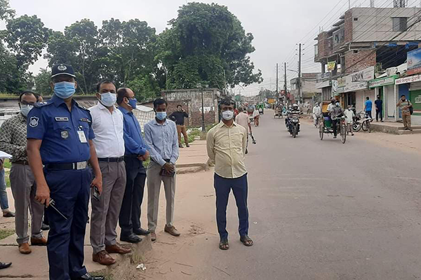 লকডাউন কার্যকর করতে নেত্রকোনায় ১৩ পয়েন্ট নির্ধারণ 