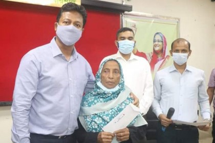 বীরঙ্গনা স্বীকৃতি পেলেন 
বরিশালের হাজেরা 