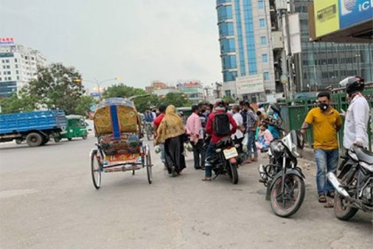 লকডাউনে মোটরসাইকেলে আরোহী বহন করা যাবে না