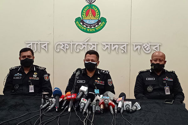 সাইবার জগতে পেট্রোলিং অব্যাহত, হলি আর্টিজানের মতো হামলার আশঙ্কা নেই : র‍্যাব ডিজি