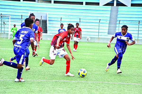 শিরোপার অপেক্ষায় কিংস