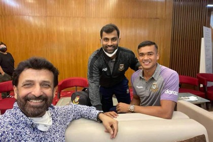 জিম্বাবুয়ের উদ্দেশে রওয়ানা হলো বাংলাদেশ দল