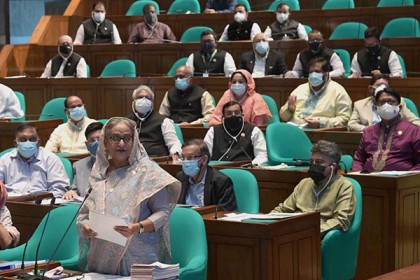 'ভ্যাকসিন কার্যক্রম সম্পন্ন হলে কলেজ-বিশ্ববিদ্যালয় খুলে দেয়া হবে'

