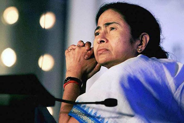 পশ্চিমবঙ্গের মুখ্যমন্ত্রী মমতার ৫ হাজার রুপি জরিমানা 