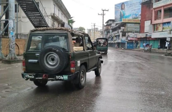 সিলেটে লকডাউন বাস্তবায়নে টহলে সেনাবাহিনী