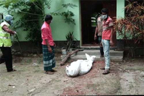 চাঁদপুরে স্বামী খুন, স্ত্রী গুরুতর আহত