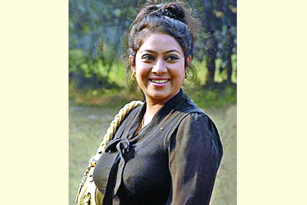ভুয়া পোস্টে বিব্রত