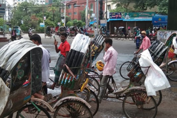 চট্টগ্রামে লকডাউনের দ্বিতীয় দিনেও কঠোর প্রশাসন