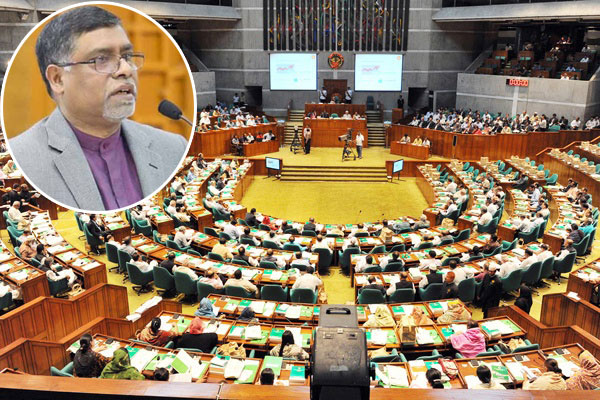 সংসদে স্বাস্থ্যমন্ত্রীর পদত্যাগ দাবি করে কঠোর সমালোচনা