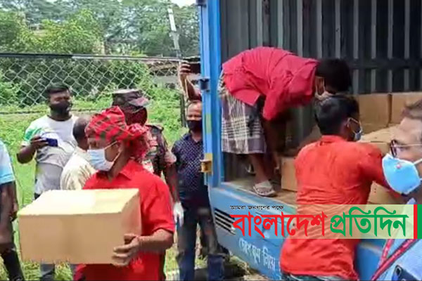 মোদি-মমতার জন্য হাড়িভাঙ্গা আম পাঠালেন প্রধানমন্ত্রী