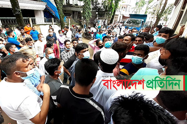 সিলেটে করোনা টিকার নিবন্ধন নিয়ে প্রবাসীদের ভোগান্তি