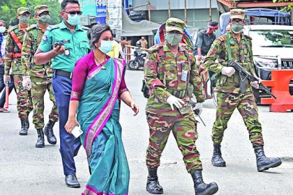 ‘কঠোর লকডাউনের’ চতুর্থ দিন আজ 

