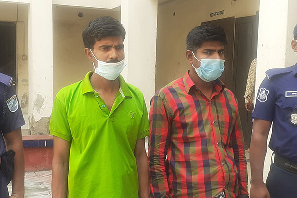 কালিয়াকৈরে পিস্তলসহ দুই যুবক গ্রেফতার