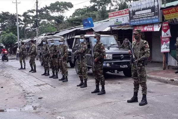বাগেরহাটে লকডাউন অমান্য করায় ৯ জনের কারাদণ্ড, ৯৬ জনকে জরিমানা