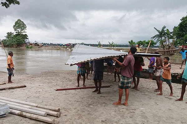 ২৪ ঘণ্টায় সিরাজগঞ্জে যমুনার পানি বেড়েছে ১১ সে.মি.