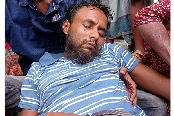 
নিখোঁজ জেলে ১৩ বছর পর বাড়িতে 