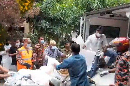 রূপগঞ্জে অগ্নিকাণ্ড: নিহতদের মরদেহ ঢামেকের মর্গে

